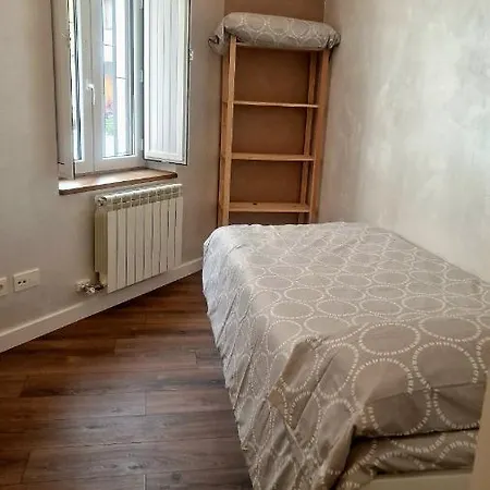 Ventana A Santa Maria * Бургос