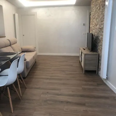 Ventana A Santa Maria * Бургос